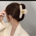 セリーヌ ヘアクリップ ヘアアクセサリー 人気 高級感 秋冬 2022 新品 ファション